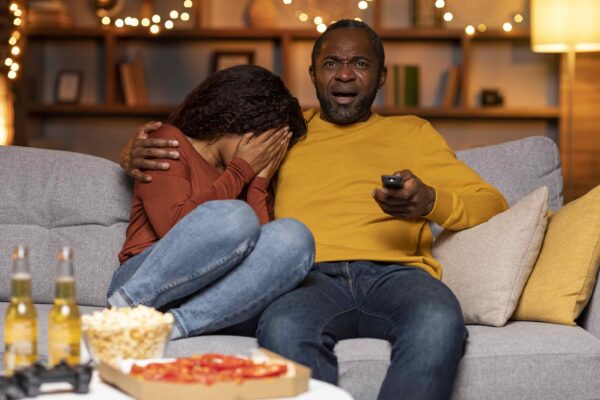 Films-d'horreur Frissons-Attractions-mystérieuses Cinéma-d'épouvante